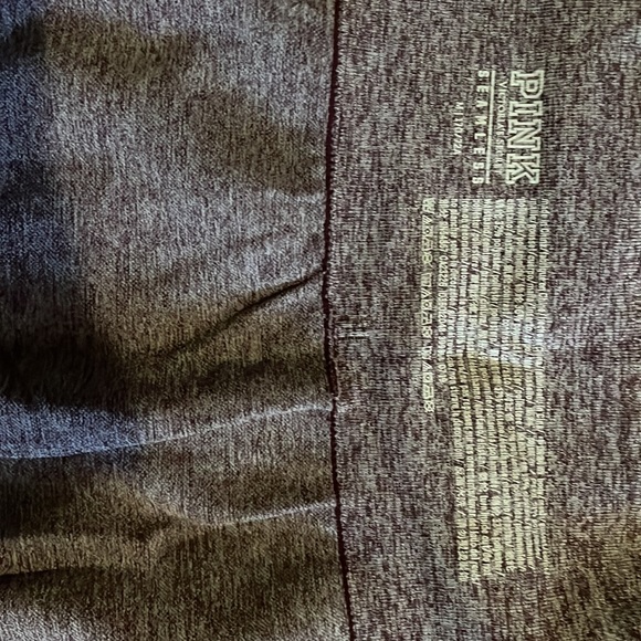 Maroon seamless leggings size medium - Picture 2 of 3
